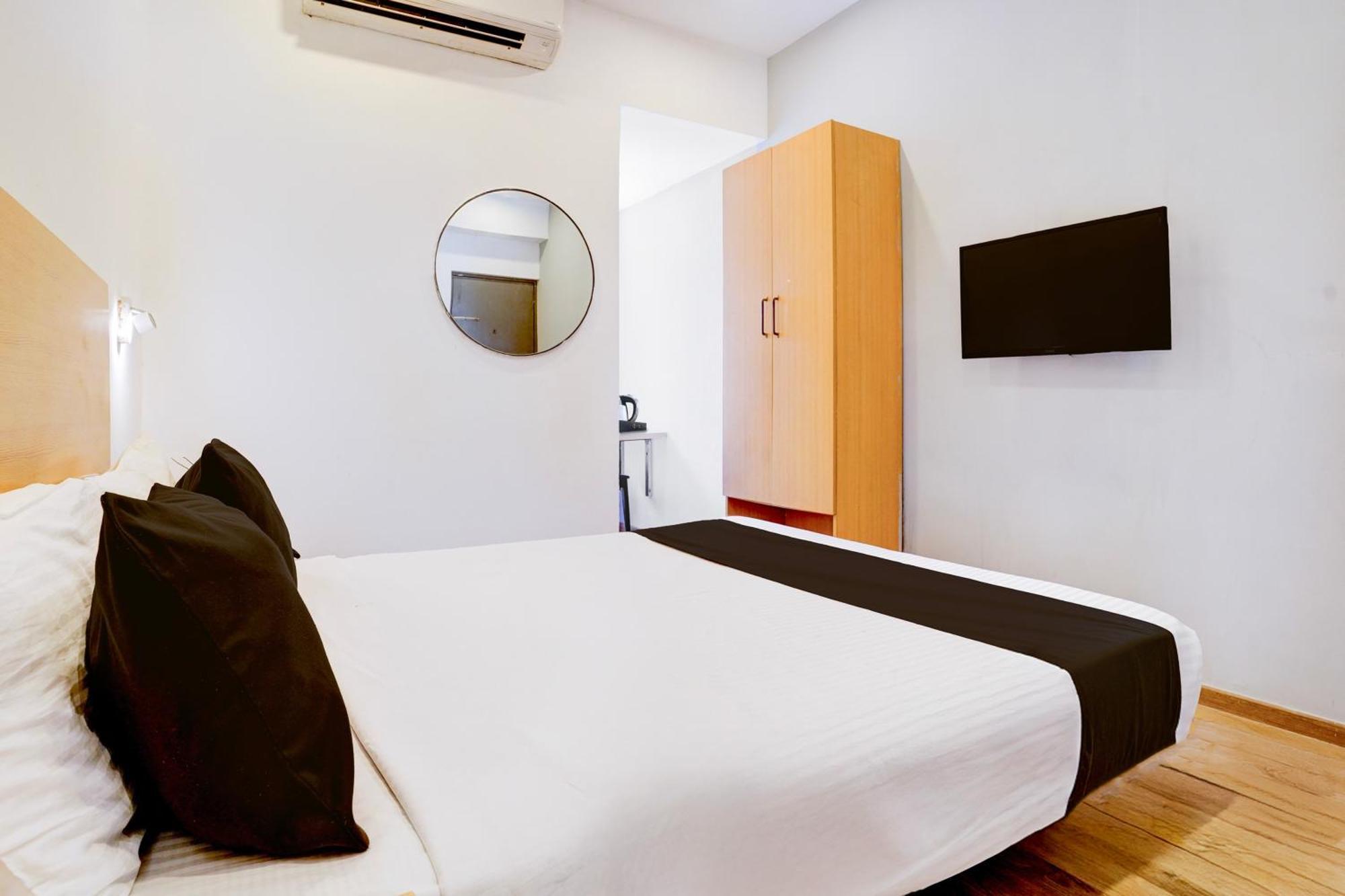 Hotel Super Townhouse Khar The Habitat à Bombay Extérieur photo
